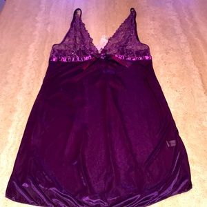 NWT Sexy Purple Lace, Back Tie-up Nightgown